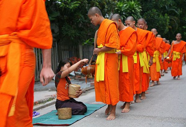 Laos alms giving ceremony 600x410