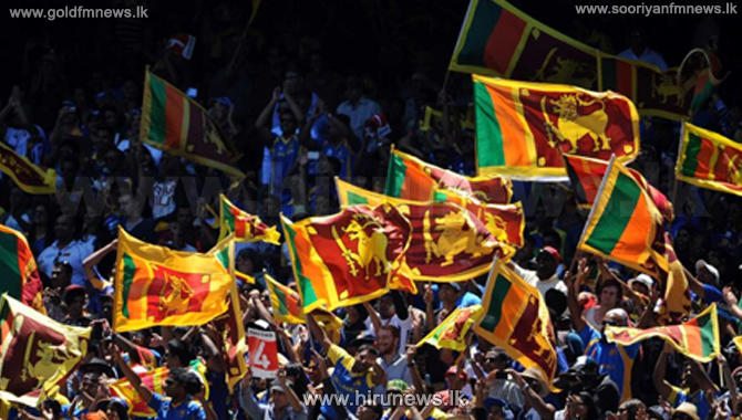 1491465085 2591317 hirunews cricket fan